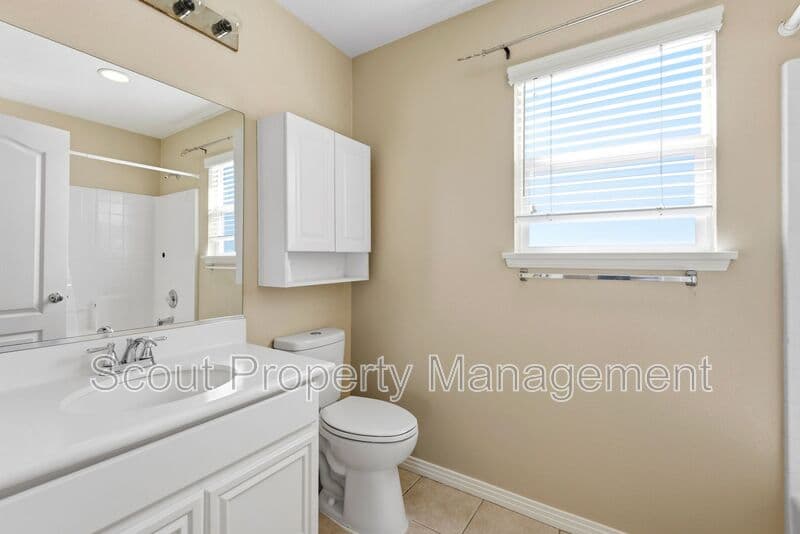 Menifee House: 28629 Maplewood Drive