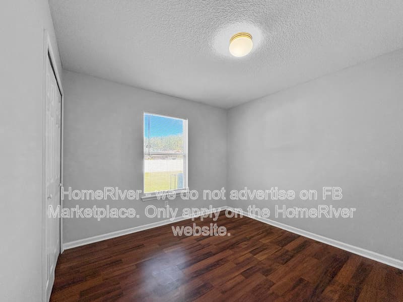 Jacksonville House: 6711 Salt Pond Dr N
