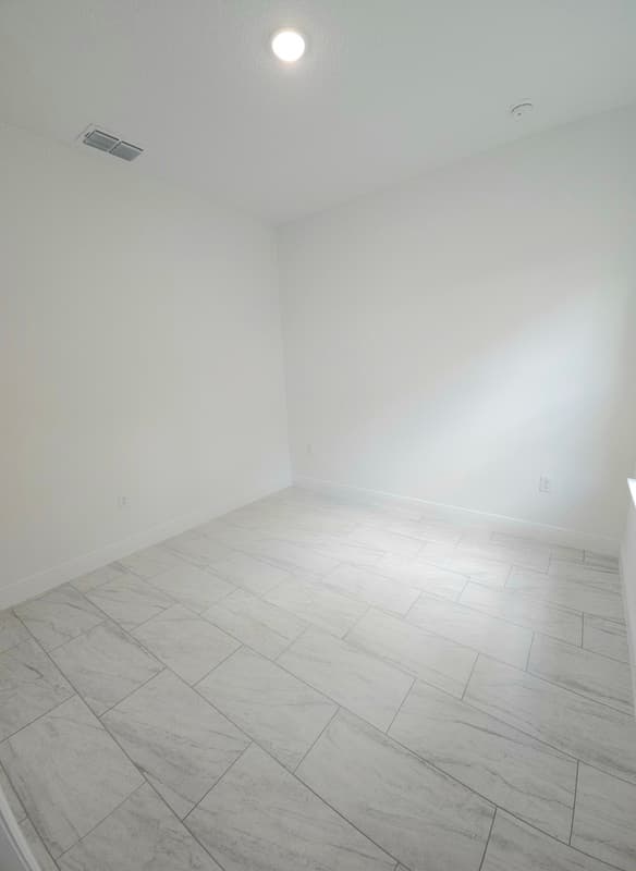 Citrus Springs House: 1604 W Delores Dr