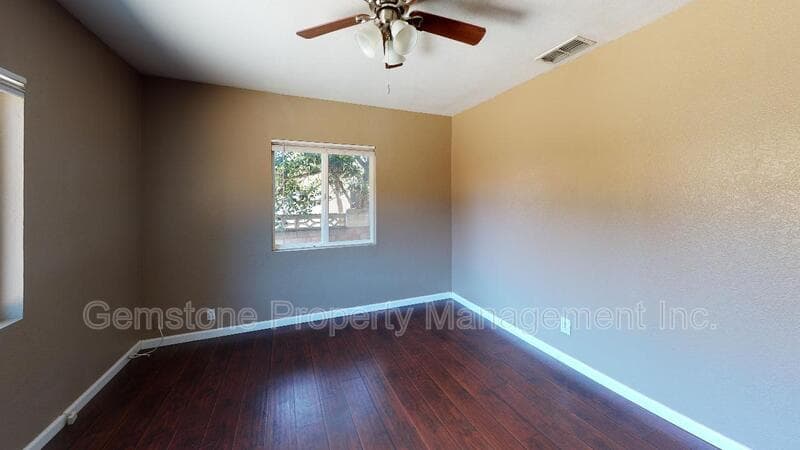 San Diego House: 5744 Mary Lane Dr