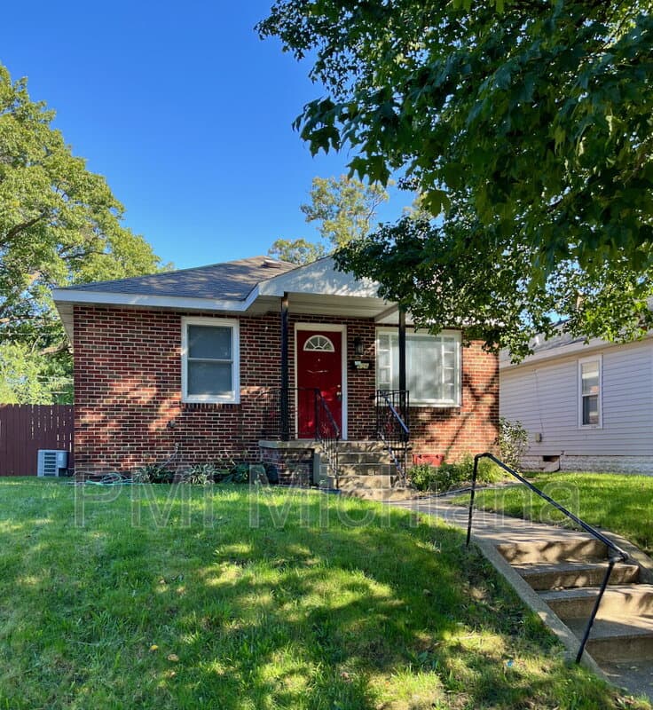 South Bend House: 606 S 27th St
