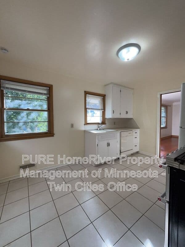 Minneapolis House: 5812 Emerson Ave S