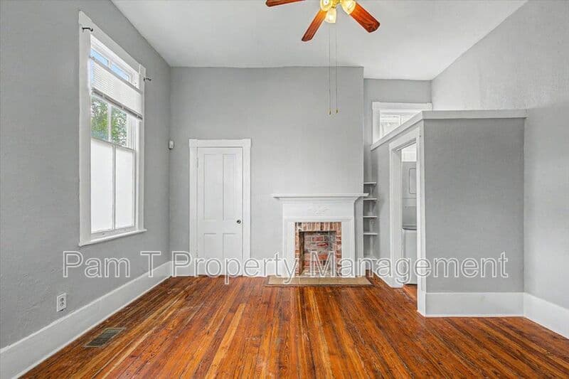 Savannah Condo: 402 E Park Ave