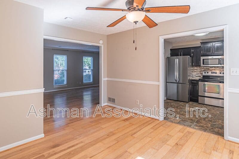 Alpharetta House: 3235 Cape Cir.