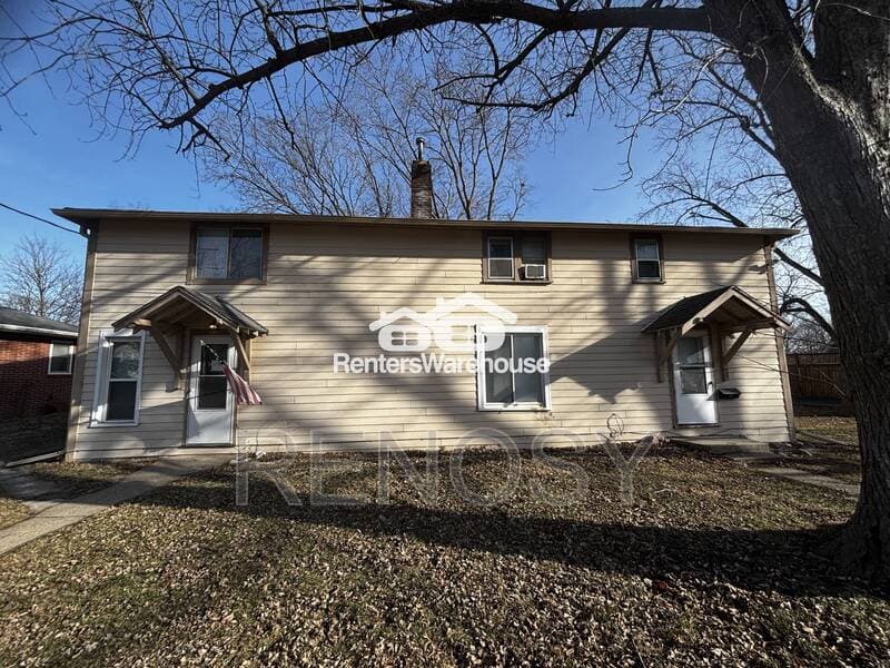 Adel Condo: 212 N 13th St