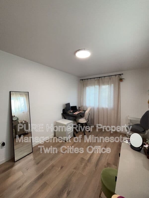 Coon Rapids House: 12394 Magnolia Cir Nw