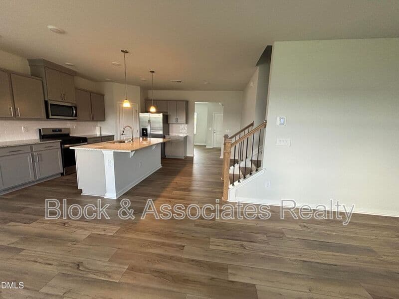 Durham House: 3230 Pelican Lane