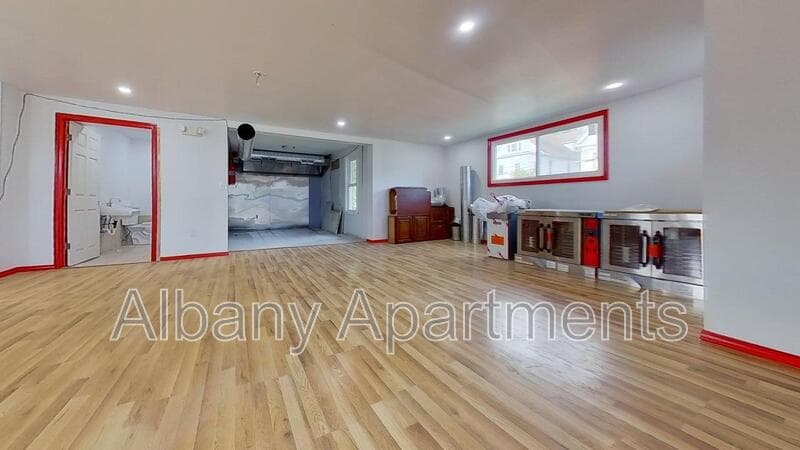Albany Condo: 4 Teneyck Avenue - Commercial