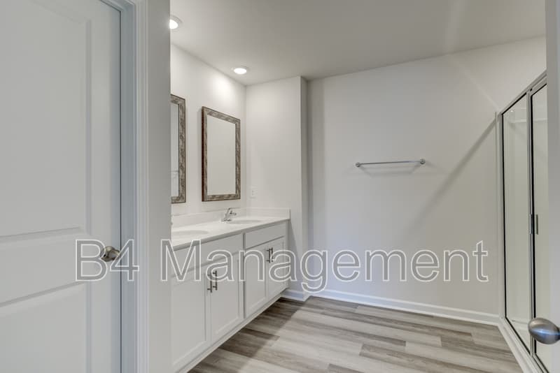 Boiling Springs House: 4134 Springshire Ln