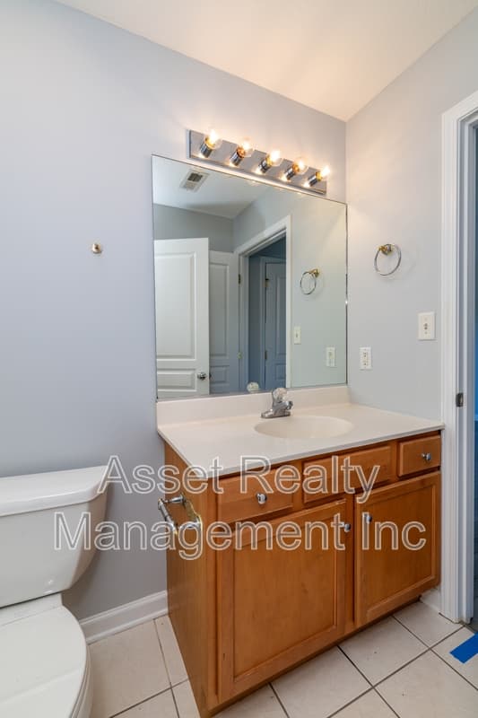 Knoxville House: 1217 Dreamview Lane