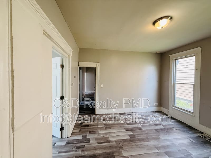 Cleveland Condo: 3838 Marvin Avenue - Down