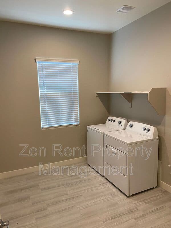 Queen Creek House: 23515 S 231st Way