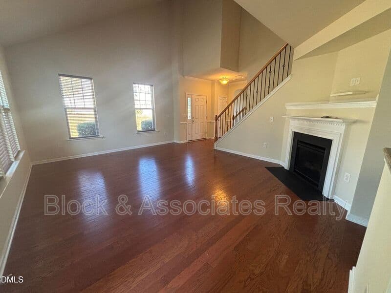 Wake Forest House: 1429 Kirkwood Hill Way