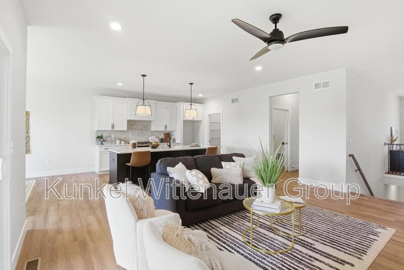 O'Fallon House: 829 Bushwood Way