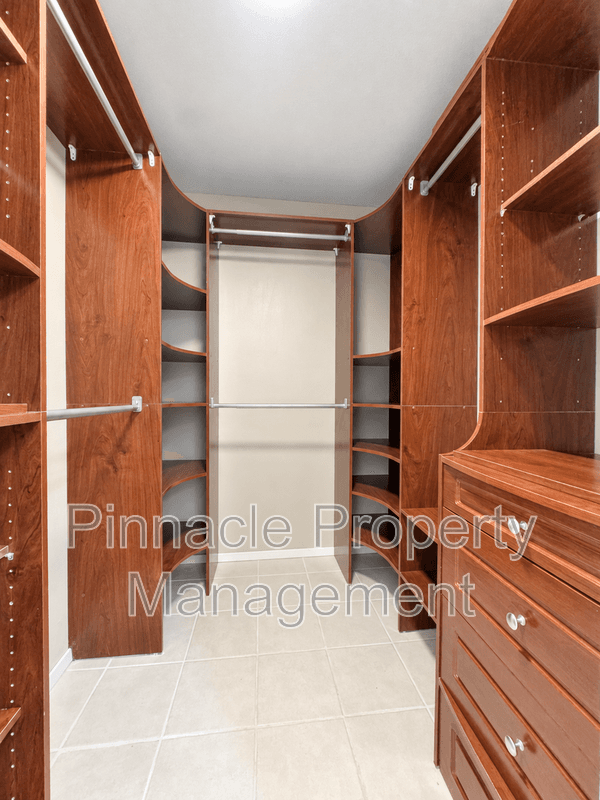 San Angelo House: 3514 Chatterton Dr