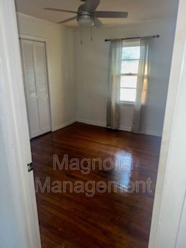 Norlina House: 471 Shephard Rd