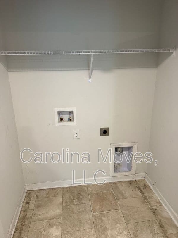 Greenville Townhome: 5 Alkanet Way