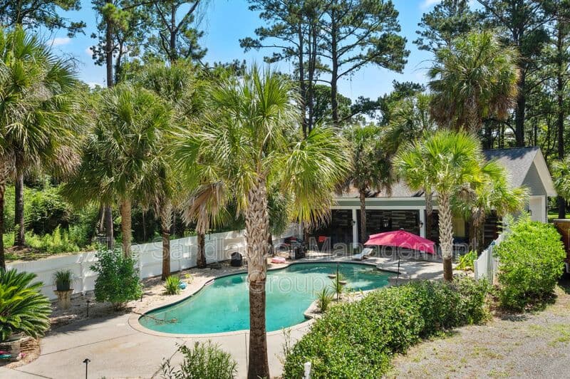 Johns Island House: 588 Main Road
