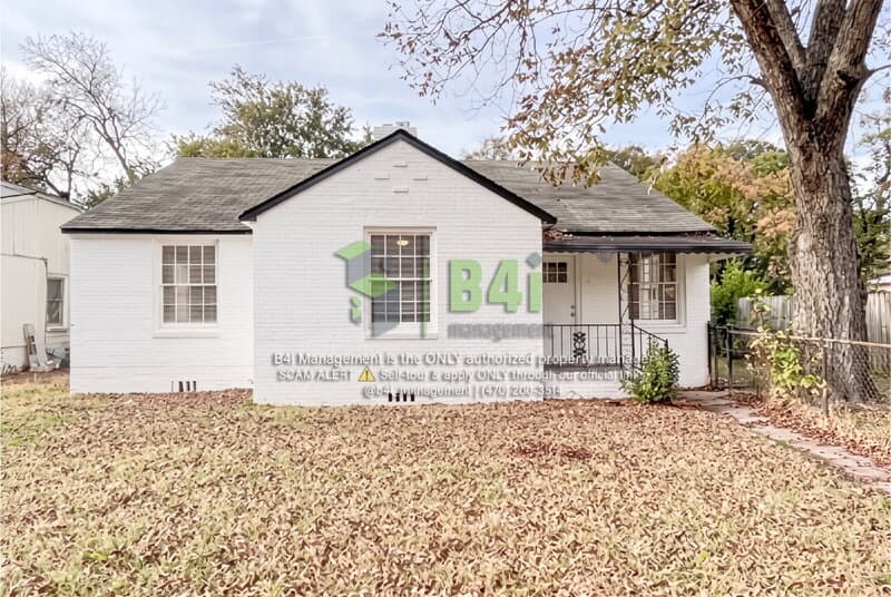Columbus House: 243 Margaret Avenue