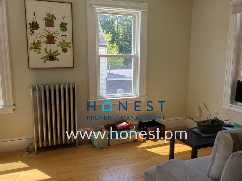 Augusta Condo: 34 Gage Street