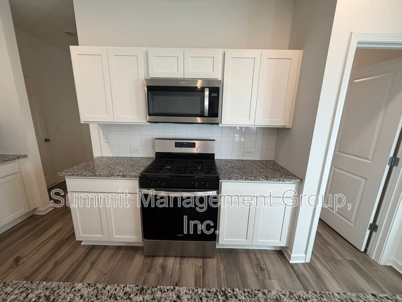 Conyers House: 2305 Hedgeview Road