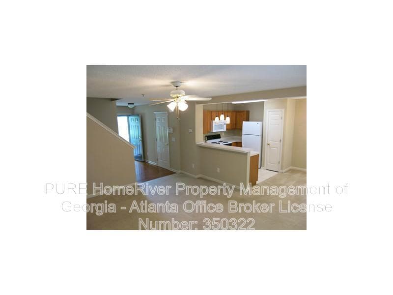 Canton House: 332 Cottonwood Creek Cir