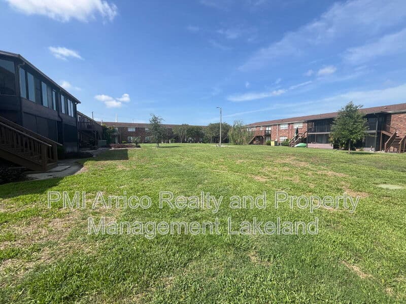 Lakeland Condo: 1920 East Edgewood Drive