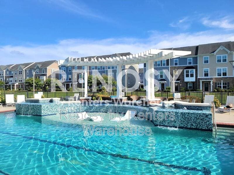 Virginia Beach House: 5657 Freewill Lane