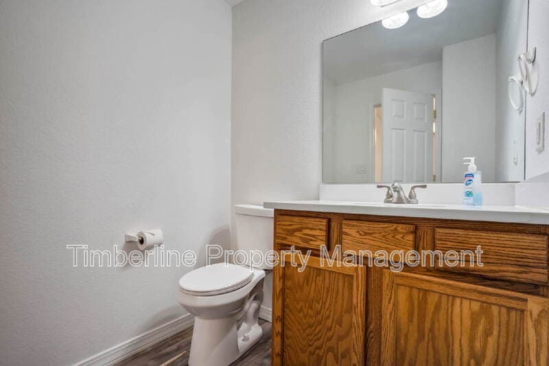 Monument House: 339 Fourth Street
