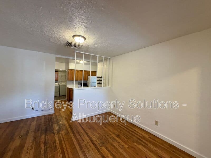 Albuquerque Condo: 313 Cornell Drive SE