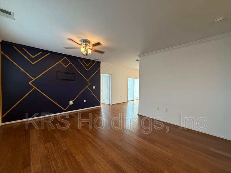 Chesapeake Condo: 1517 Rollesby Way