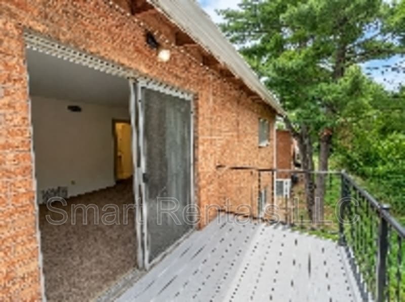 Jennings Condo: 2611 Tyrell Drive - 2A