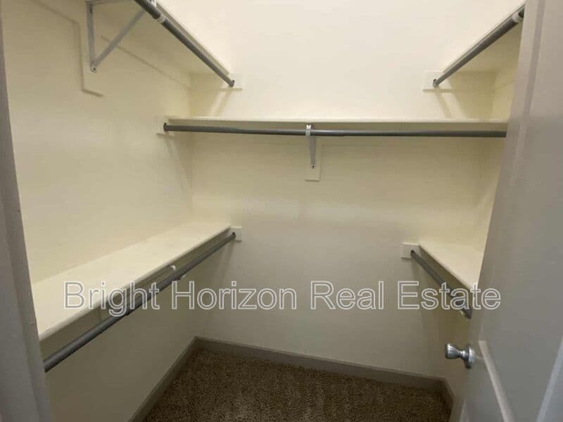 Hurst Condo: 3601 Valley Vista Drive