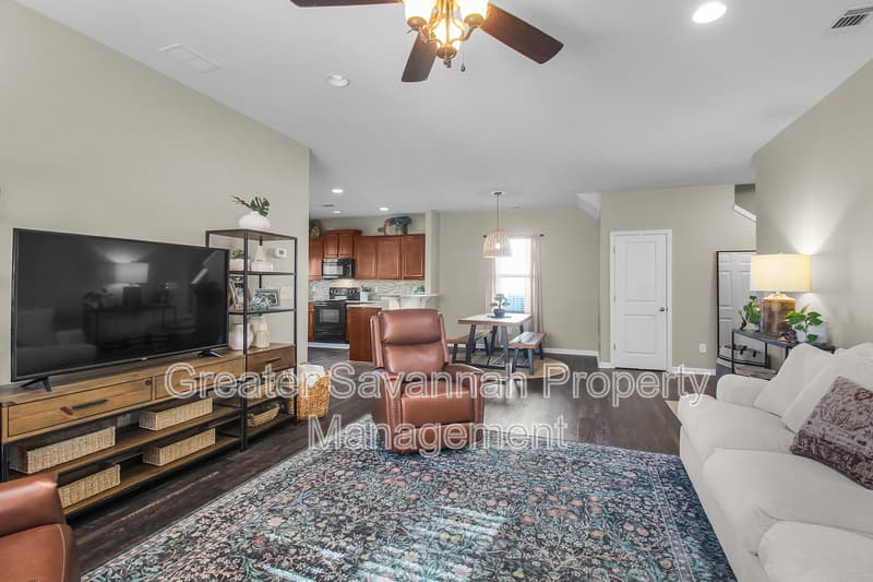 Pooler House: 153 Hamilton Grove Drive