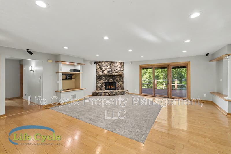 Hudsonville Condo: 4395 Shady Oak Court - 1