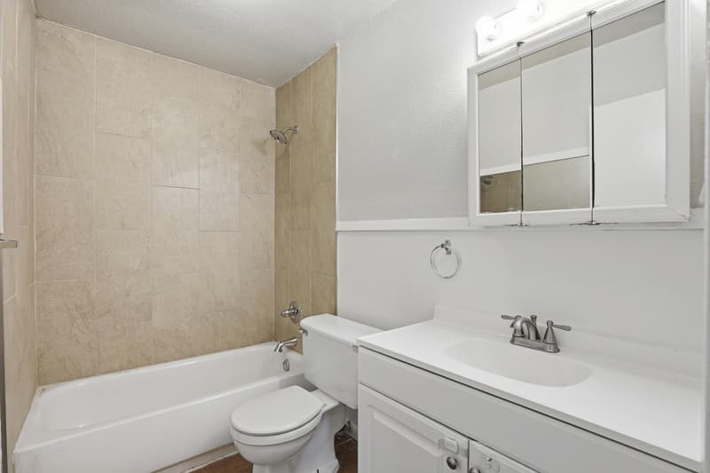 Fort Worth House: 3209 Rogers Avenue