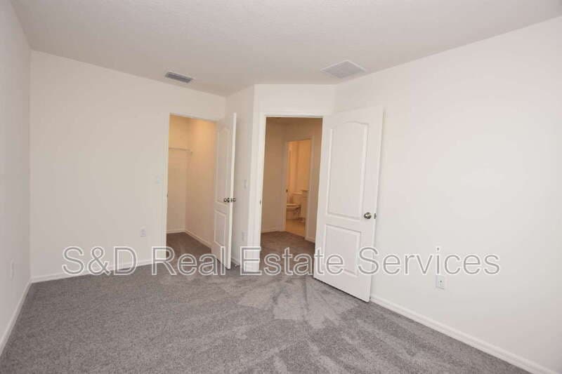 Lakeland House: 3913 Academia Ave.