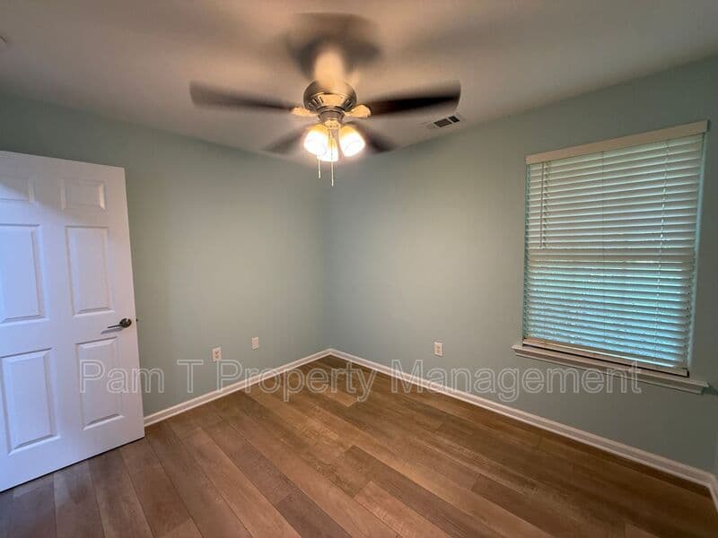 Savannah House: 2311 Tennessee Ave