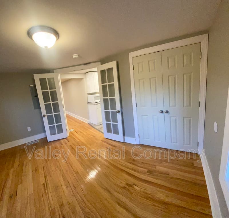 South Hadley Condo: 66 Lyman Street - 1