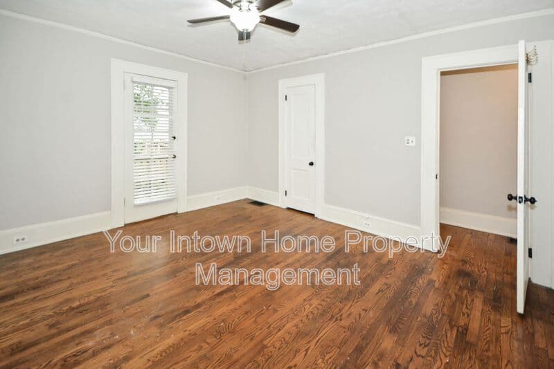 Atlanta House: 619 Cooledge Ave NE