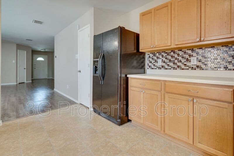 Justin House: 1901 Foxfield Wy