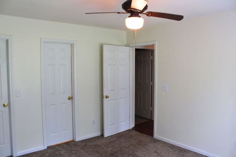 Pooler House: 132 Bluelake Blvd
