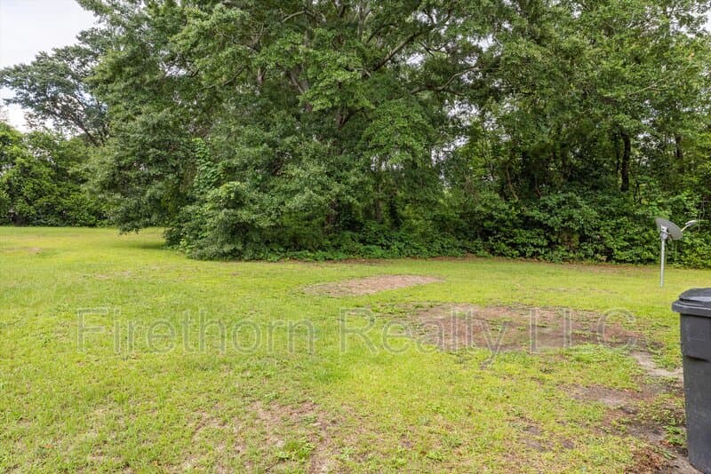Augusta House: 2140 Veterans Drive