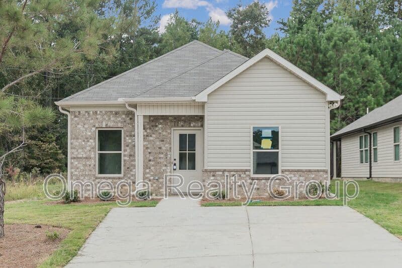 Odenville House: 200 Cedar Ridge