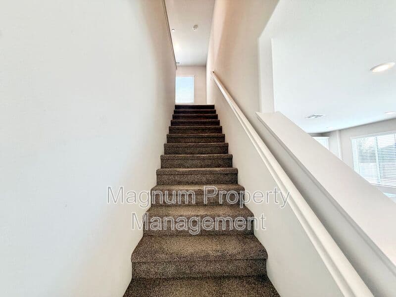 Winchester House: 31799 Woodbank Way