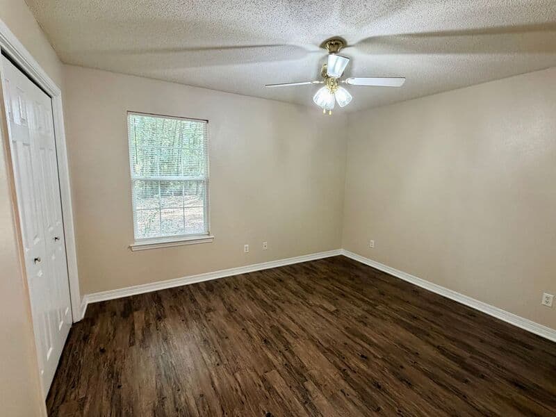 Milton House: 5148 Westport Drive