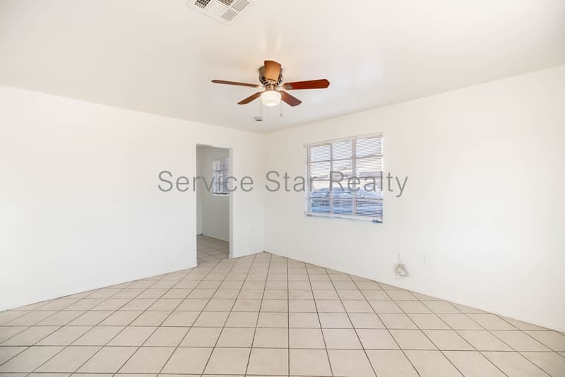 Phoenix House: 1926 E Osborn Rd