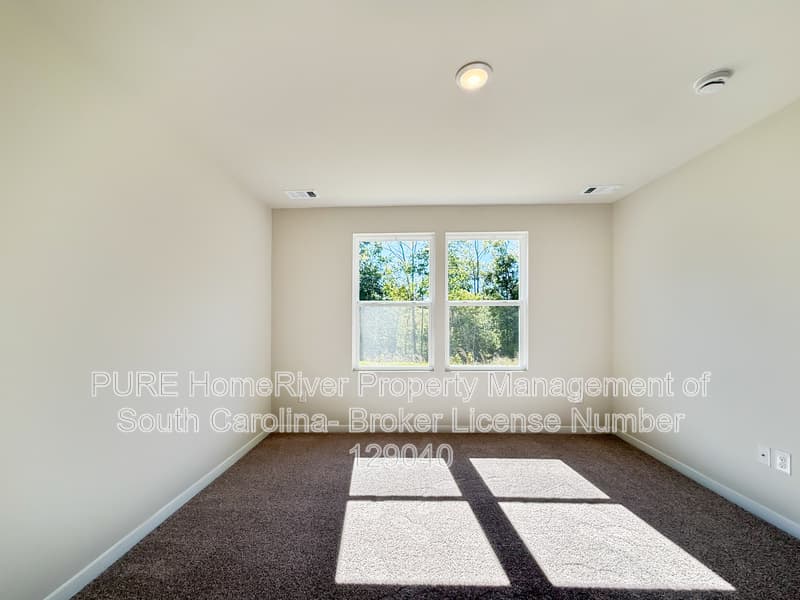 Spartanburg House: 484 Sundown Dr