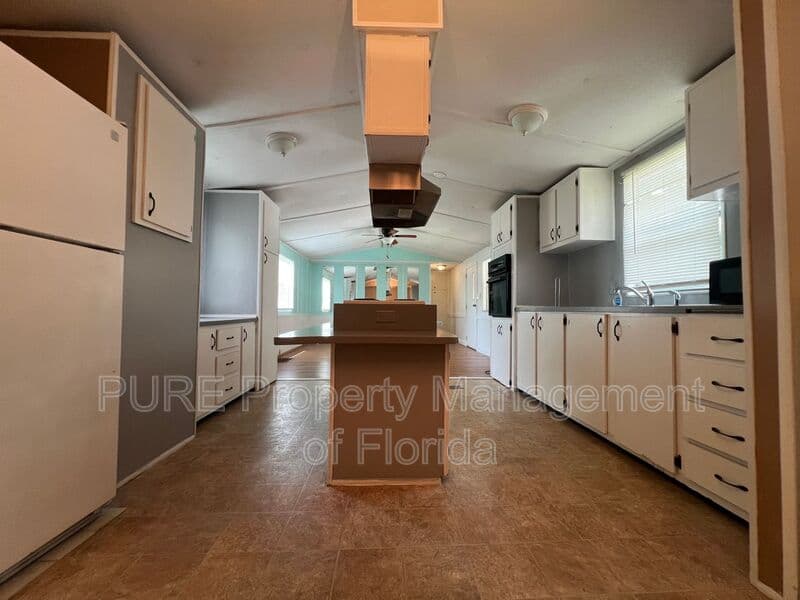 Ocala House: 5401 SE 28th Ct