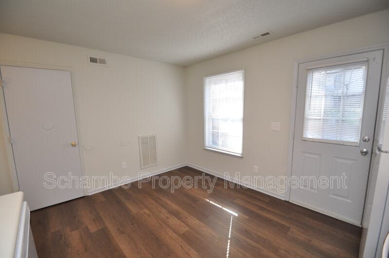 Raleigh Townhome: 5432 Talserwood Dr